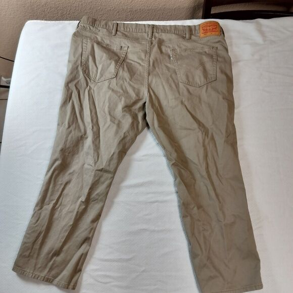 Men's Levi's 541 Athletic Fit Khaki / Tan Jeans. Size 48x30 - Picture 2 of 8